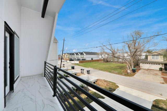 3524 Rebecca Street, Houston, TX 77021