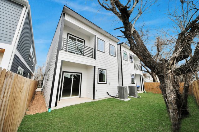 3524 Rebecca Street, Houston, TX 77021