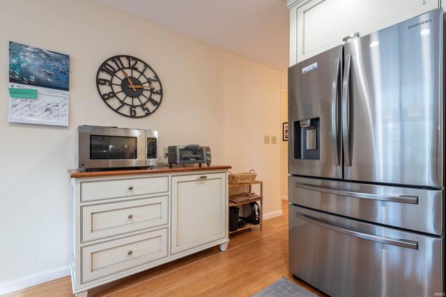 2258 E Cape Cod Drive, Bloomington, IN 47401