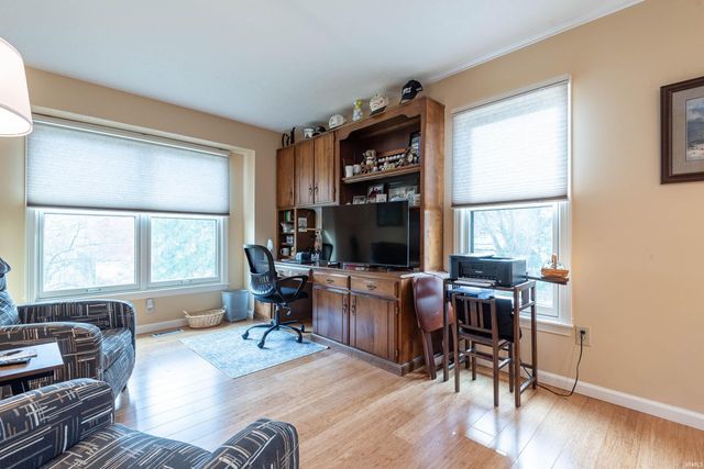 2258 E Cape Cod Drive, Bloomington, IN 47401