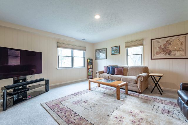 2258 E Cape Cod Drive, Bloomington, IN 47401