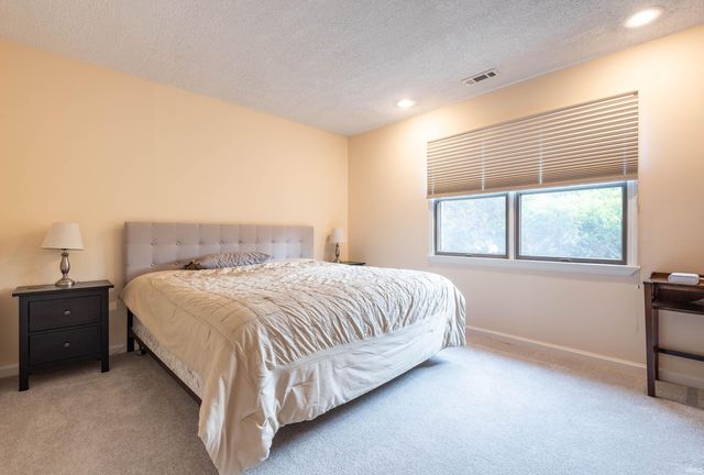 2258 E Cape Cod Drive, Bloomington, IN 47401