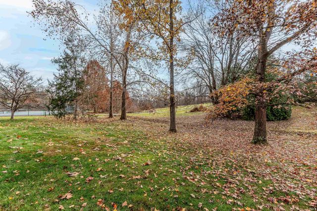 2258 E Cape Cod Drive, Bloomington, IN 47401