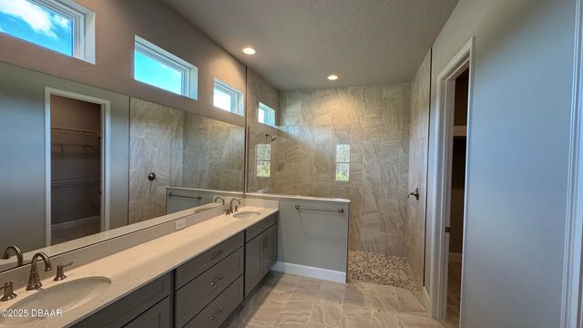 6459 Highfield Village Drive, Port Orange, FL 32128