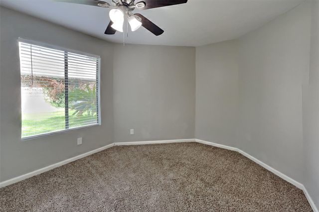 8607 Pines Place Drive, Humble, TX 77346