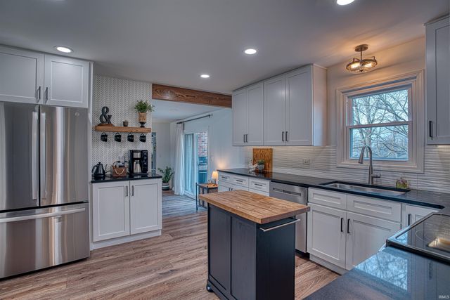 1755 Brian Drive, Newburgh, IN 47630