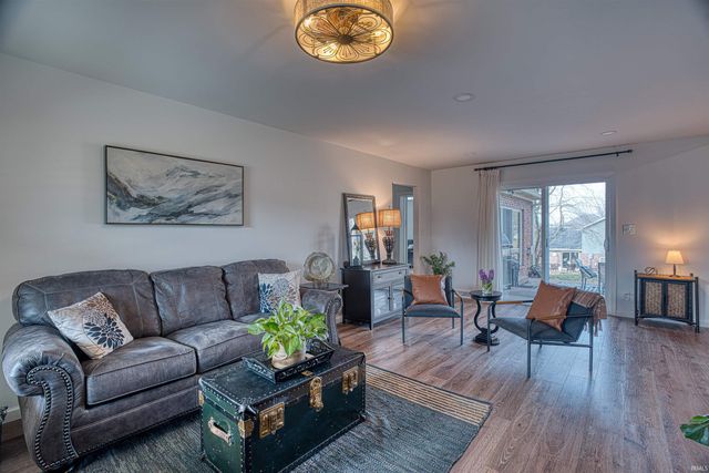 1755 Brian Drive, Newburgh, IN 47630