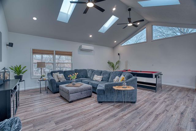 1755 Brian Drive, Newburgh, IN 47630