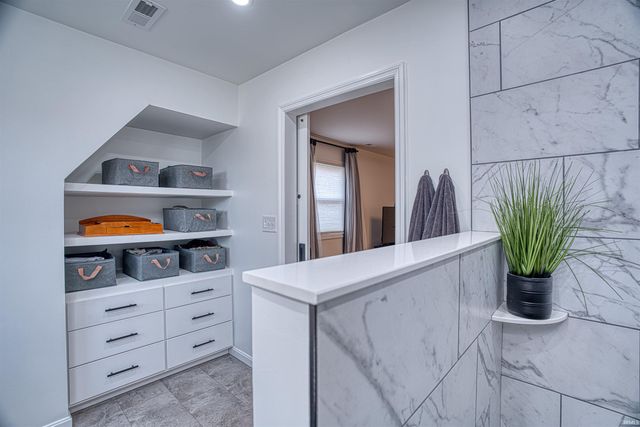 1755 Brian Drive, Newburgh, IN 47630