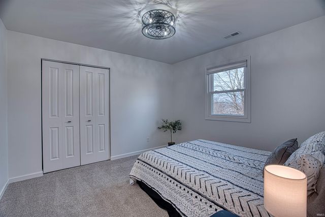 1755 Brian Drive, Newburgh, IN 47630