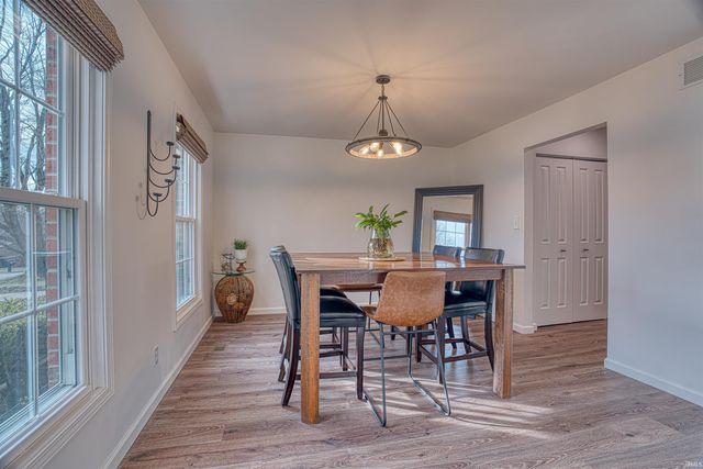 1755 Brian Drive, Newburgh, IN 47630