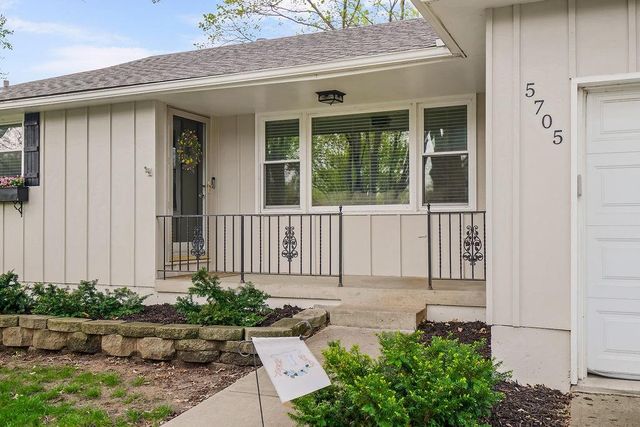 5705 W 78th Street, Prairie Village, KS 66208