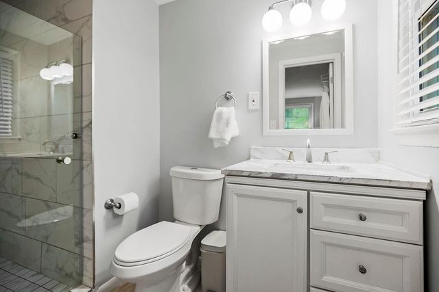 5705 W 78th Street, Prairie Village, KS 66208