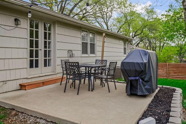 5705 W 78th Street, Prairie Village, KS 66208
