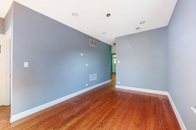 6147 S Keeler Avenue 2, Chicago, IL 60629