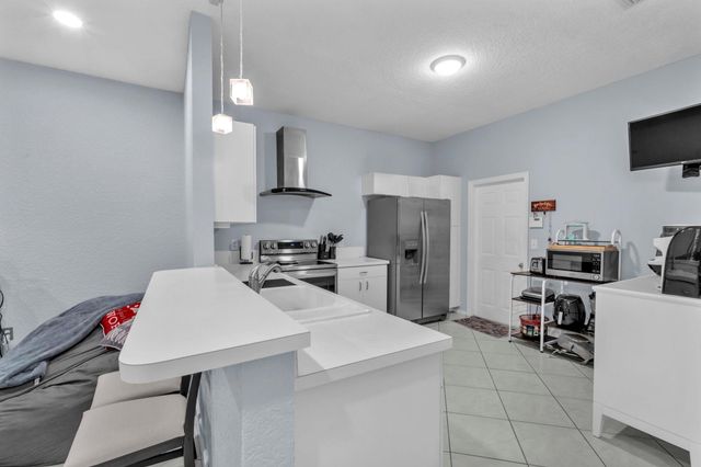 5319 Eagle Cay Way, Coconut Creek, FL 33073