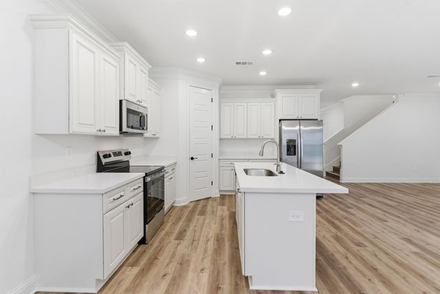 103 S Founders Way, Hattiesburg, MS 39401