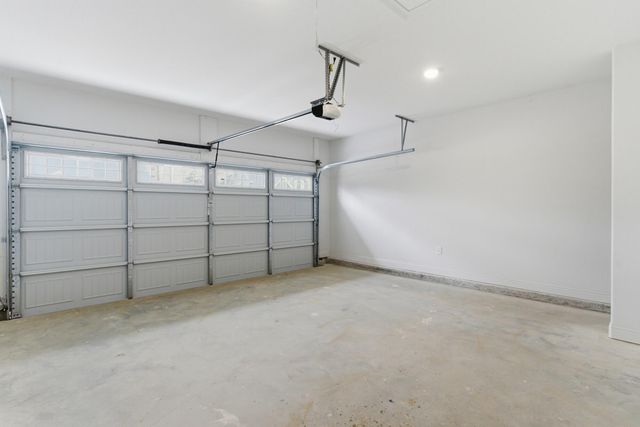 103 S Founders Way, Hattiesburg, MS 39401