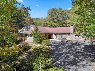 8 Covewood Road, Asheville, NC 28805