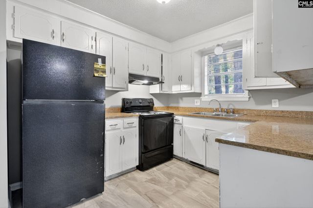 2525 Windsor Road, Cayce, SC 29033