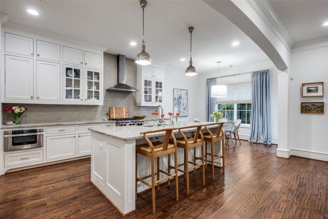 5335 Emerson Avenue, Dallas, TX 75209