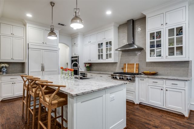 5335 Emerson Avenue, Dallas, TX 75209