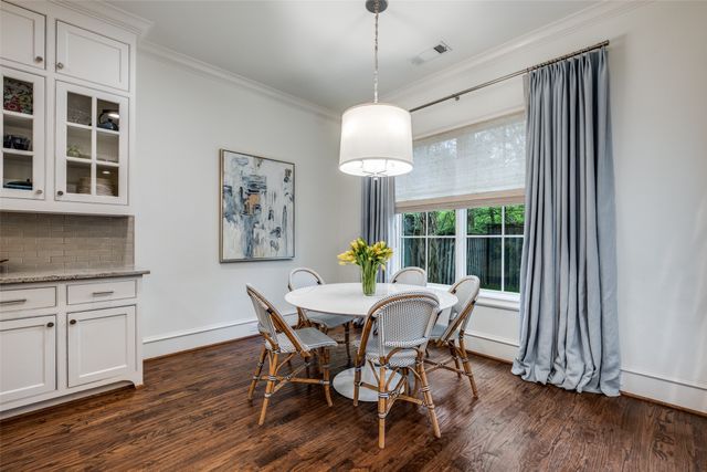 5335 Emerson Avenue, Dallas, TX 75209