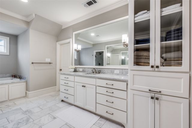 5335 Emerson Avenue, Dallas, TX 75209