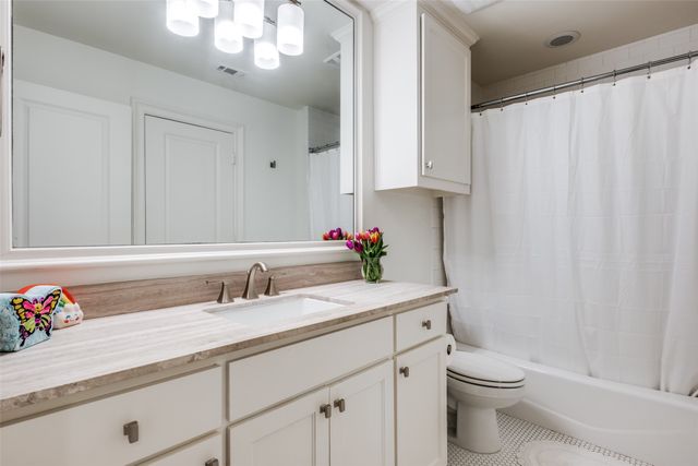 5335 Emerson Avenue, Dallas, TX 75209