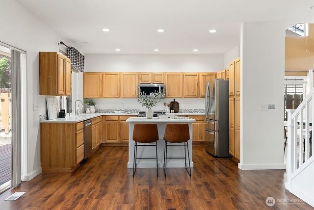 27977 251st Avenue SE, Maple Valley, WA 98038