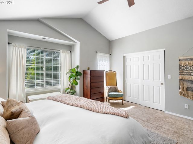 21117 Ne OSBURN Loop, Fairview, OR 97024