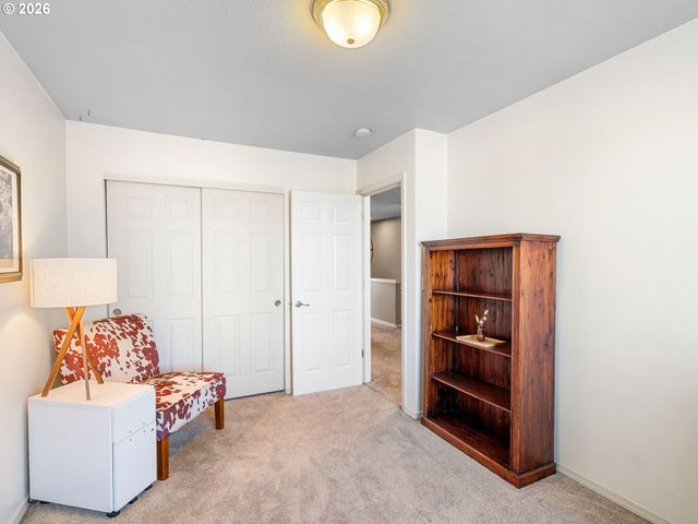 21117 Ne OSBURN Loop, Fairview, OR 97024