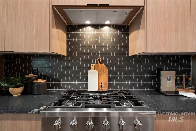 7290 W Bed Mill St, Eagle, ID 83616