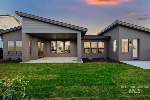 7290 W Bed Mill St, Eagle, ID 83616