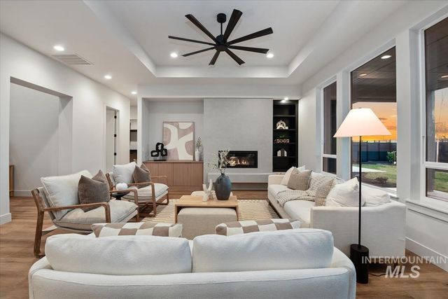 7290 W Bed Mill St, Eagle, ID 83616