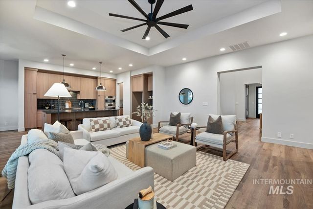 7290 W Bed Mill St, Eagle, ID 83616