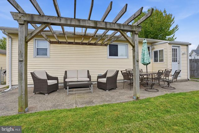 329 MADISON AVE, Langhorne, PA 19047