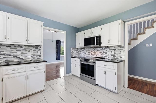 10304 NW 85th Court, Kansas City, MO 64153