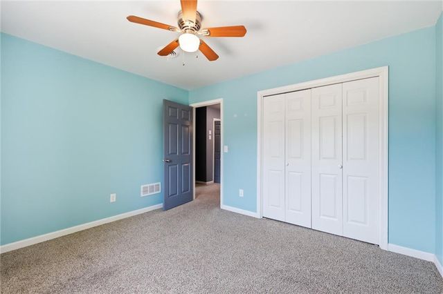 10304 NW 85th Court, Kansas City, MO 64153