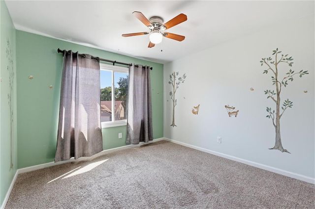 10304 NW 85th Court, Kansas City, MO 64153