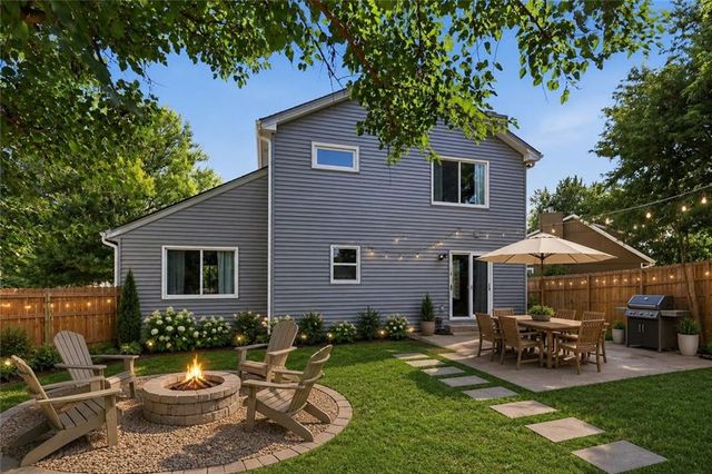 10304 NW 85th Court, Kansas City, MO 64153