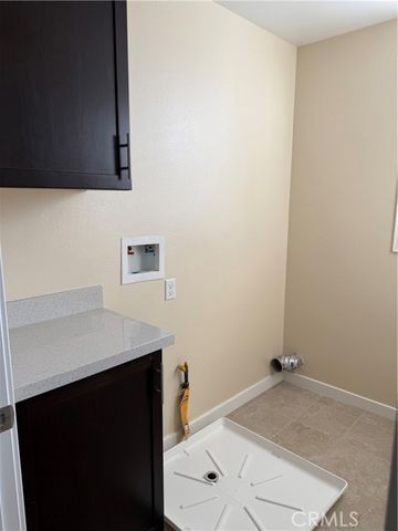 717 S Azusa C, Azusa, CA 91702