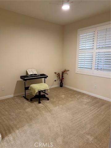 717 S Azusa C, Azusa, CA 91702