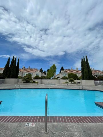 20 Torregata Loop, San Jose, CA 95134