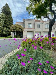 20 Torregata Loop, San Jose, CA 95134