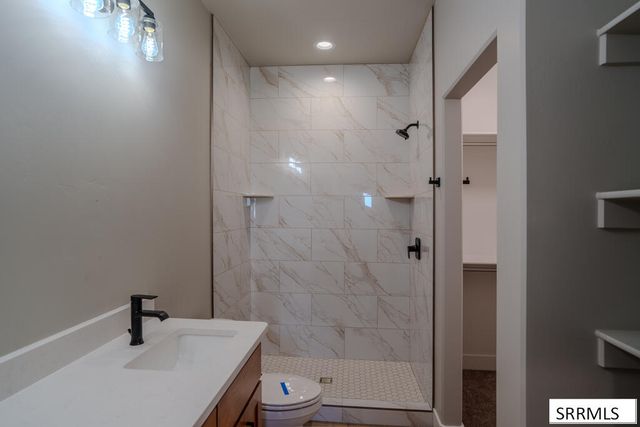 605 Badlands St, Shelley, ID 83274