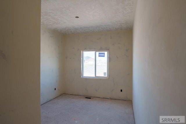 605 Badlands St, Shelley, ID 83274