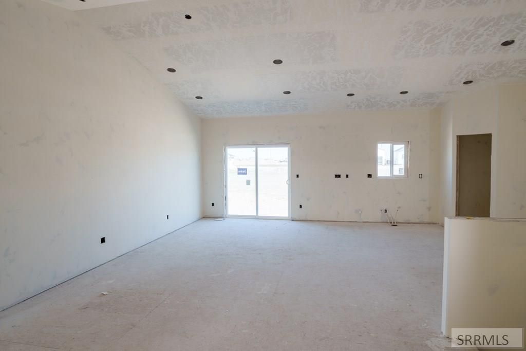 Image 5 of property listing at 605 Badlands St, Shelley, ID 83274