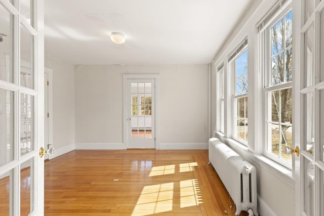 42 Glendale Rd, Sharon, MA 02067