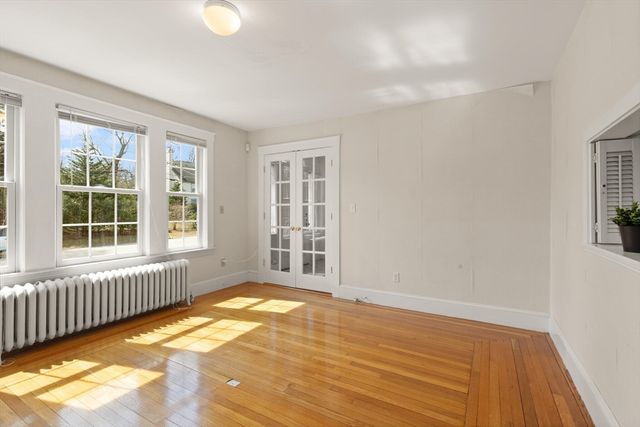 42 Glendale Rd, Sharon, MA 02067